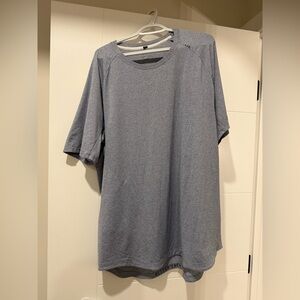 Men’s lululemon short sleeve shirt XXL blue